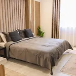 Lagoon 706 *