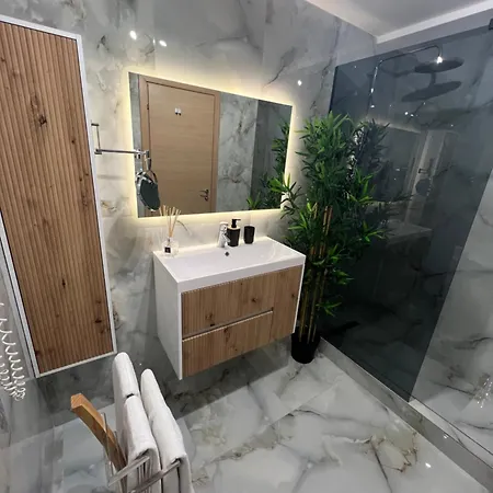 Lagoon 706 Apartmán Bukurešť
